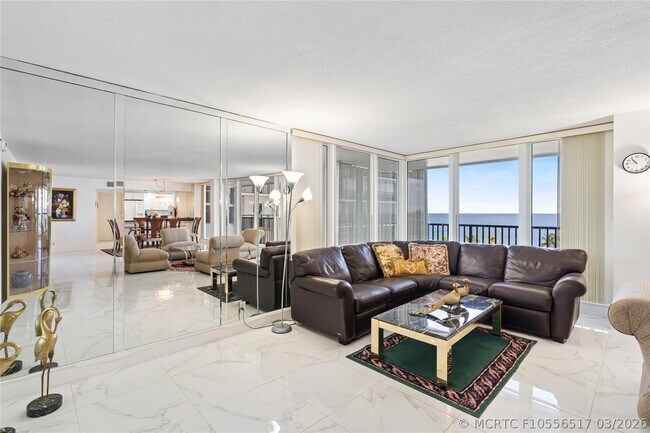 Building Photo - 4280 Galt Ocean Dr
