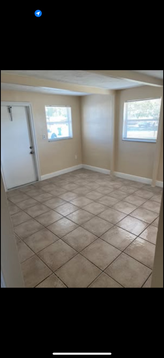 Building Photo - 3625 Poinsettia Ave