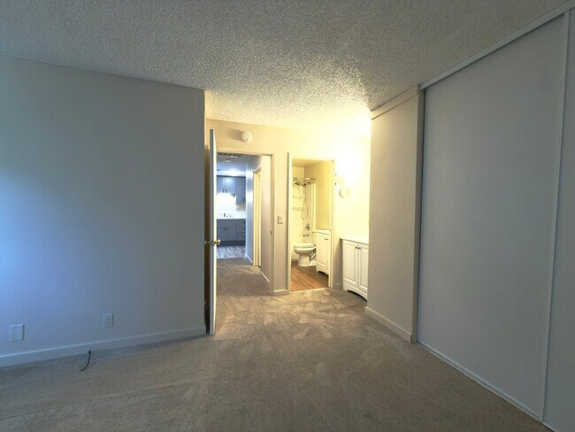 Building Photo - 1603 Merritt Dr