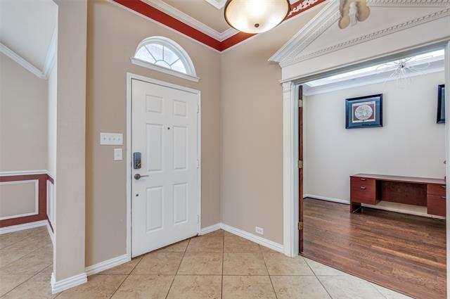Building Photo - 2709 Foxpoint Trail