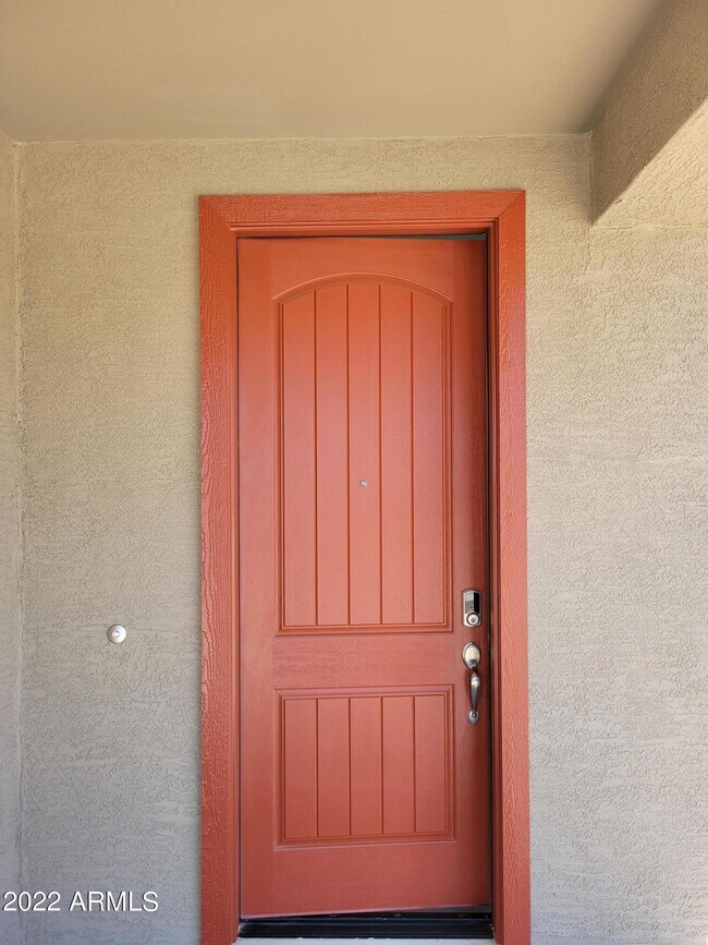 Foto del edificio - 40630 W Sunland Dr