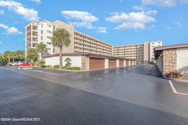 Foto del edificio - 3170 N Atlantic Ave