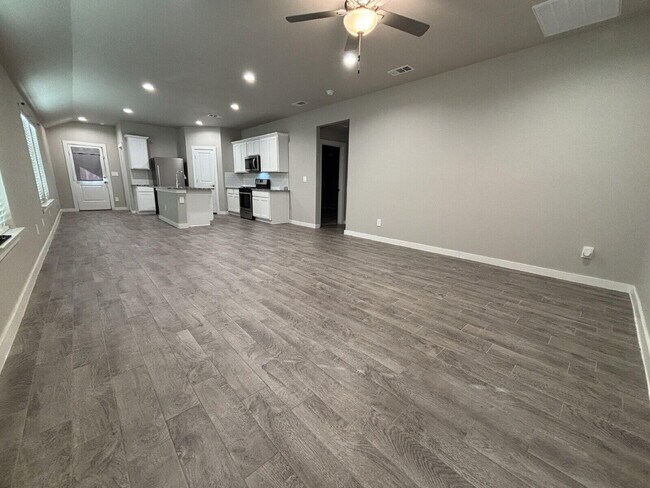 Foto del edificio - 4705 126th St