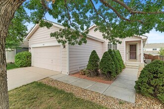 Building Photo - 8149 S Mobile Way