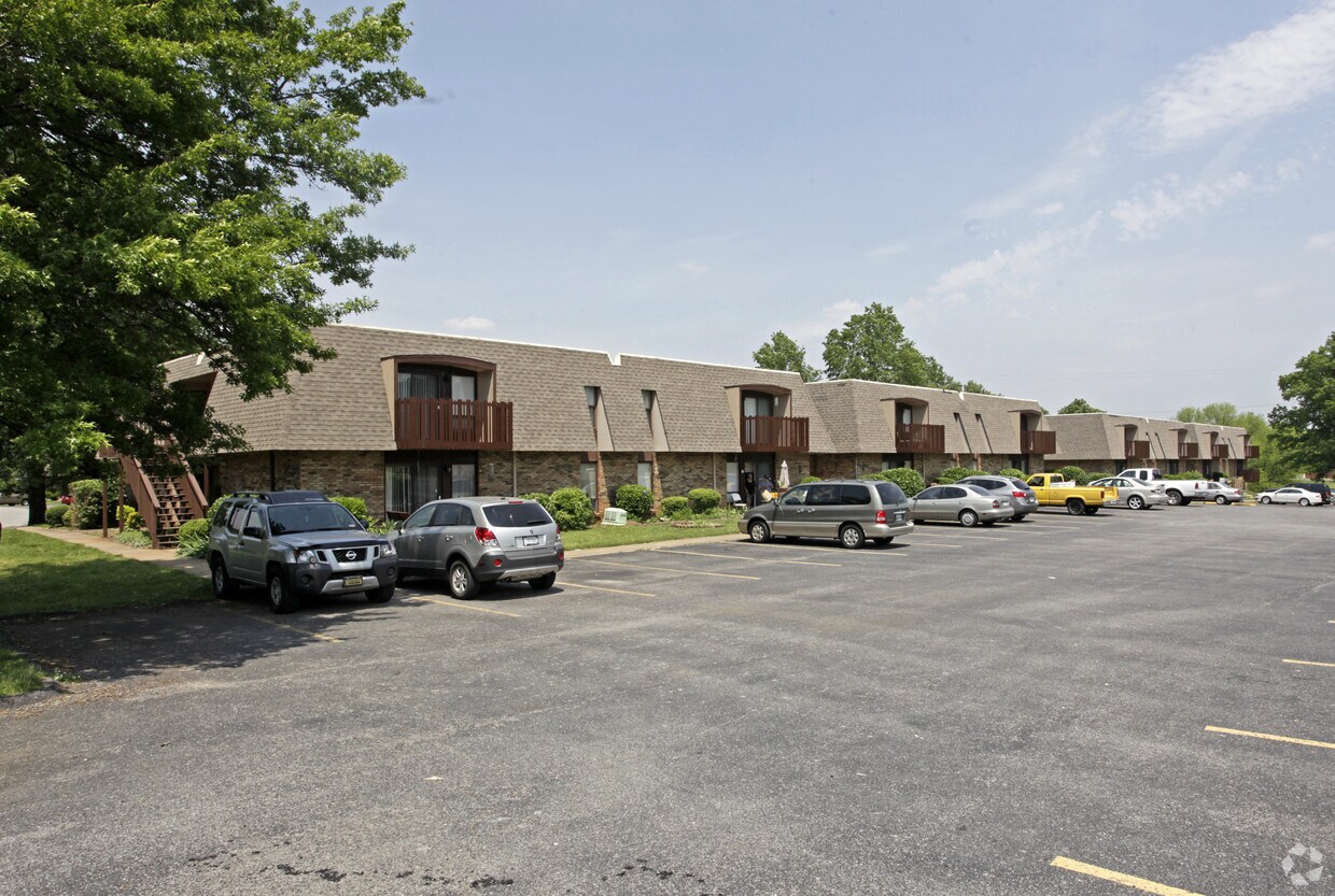 Cambridge Square **No Availability** Apartments Clarksville, TN
