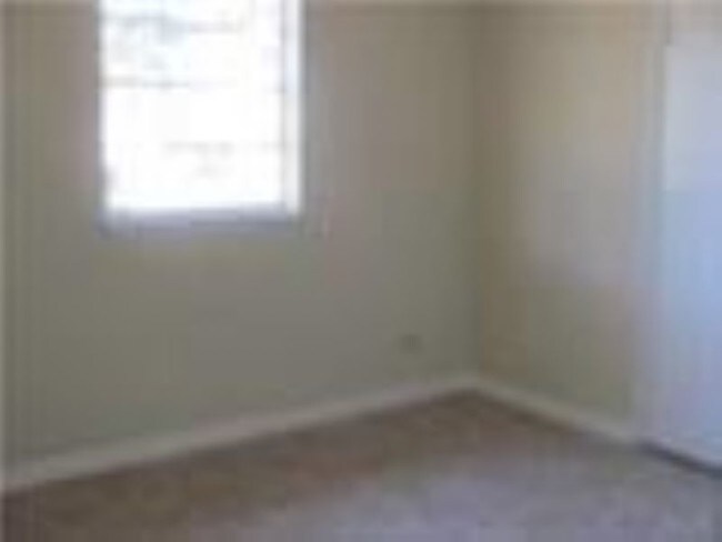 Foto del edificio - 6301 Montgomery Ave