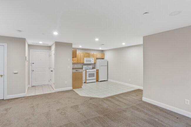 Sala de estar - 554 Bloomfield Ave