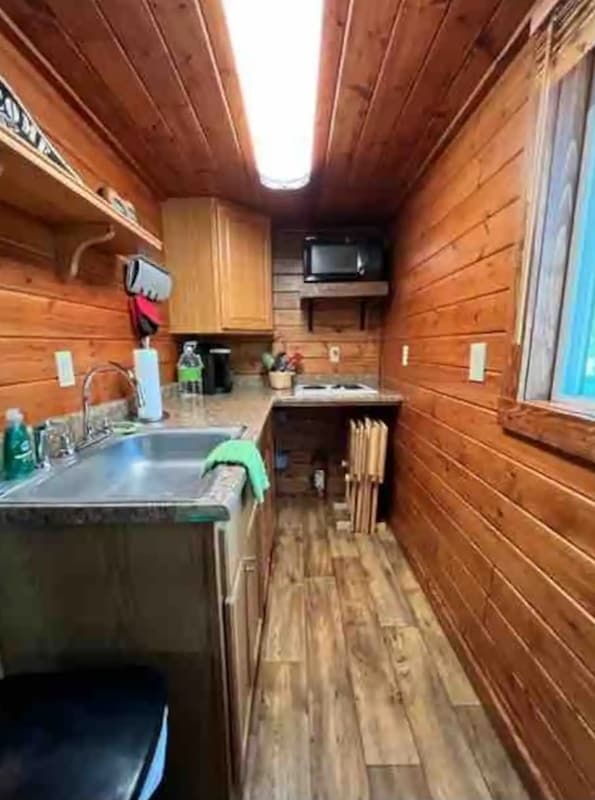 Building Photo - 135 Hideaway Dr
