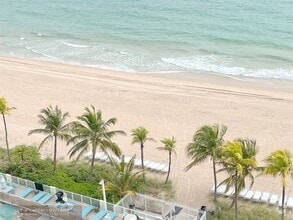Building Photo - 3400 Galt Ocean Dr