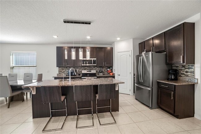 Foto del edificio - 817 Boca Vista Ct