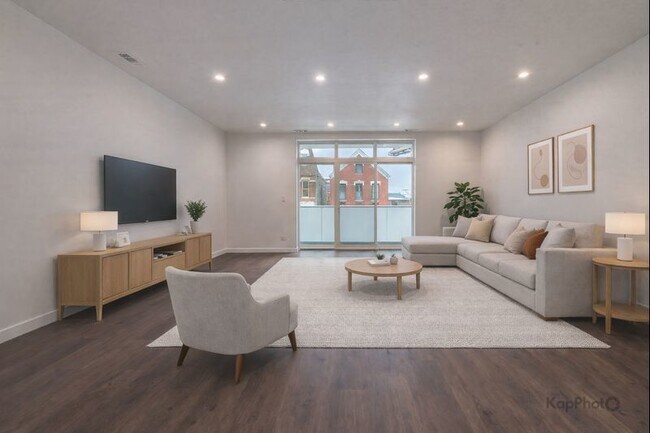 Foto del edificio - 1921 S Jefferson St