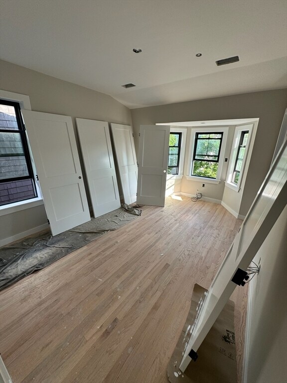 Foto del edificio - 543 E 7th St