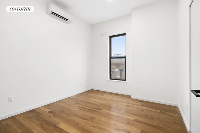 Foto del edificio - 35 Kane Pl