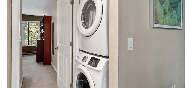 Washer Dryer - 4000 Carman Dr