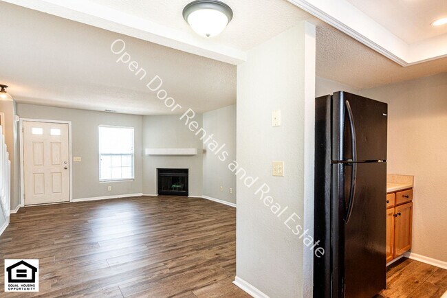 Foto del edificio - 7701-7729  E State Blvd