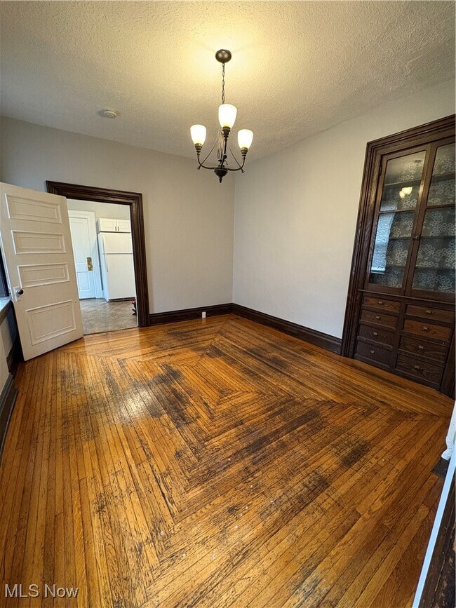 Building Photo - 123 S Lincoln Ave