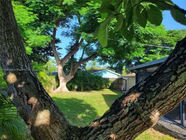 Foto del edificio - 9400 SW 180th St