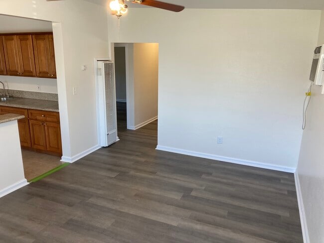 Living room - 545 N 8th Street