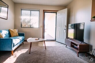 Building Photo - 3701 Paxton Dr