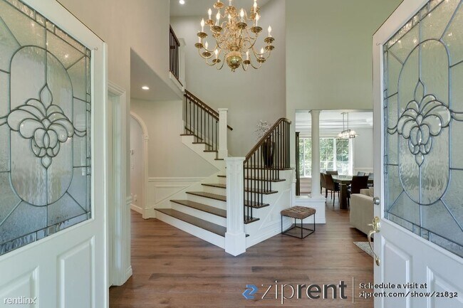 Building Photo - 3 br, 2.5 bath House - 22505 NE 39th Way, ...