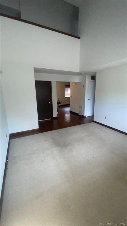 Foto del edificio - 98 Glenwood Ave