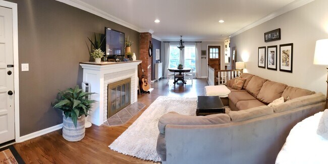 Foto del edificio - 939 N Crestway St