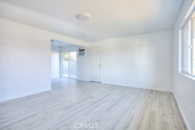 Building Photo - 1240 W Rosewood Ct
