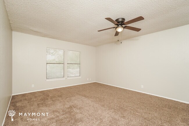 Foto del edificio - 10006 Coast Ridge Dr