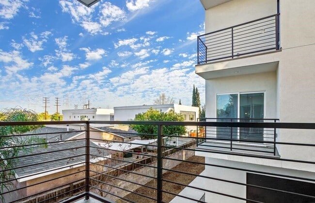 Interior Photo - Craner- New Apartment Homes