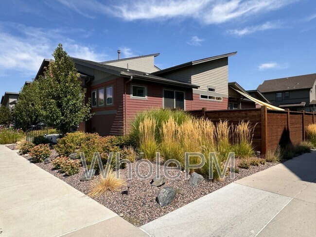 Building Photo - 5812 Galena St