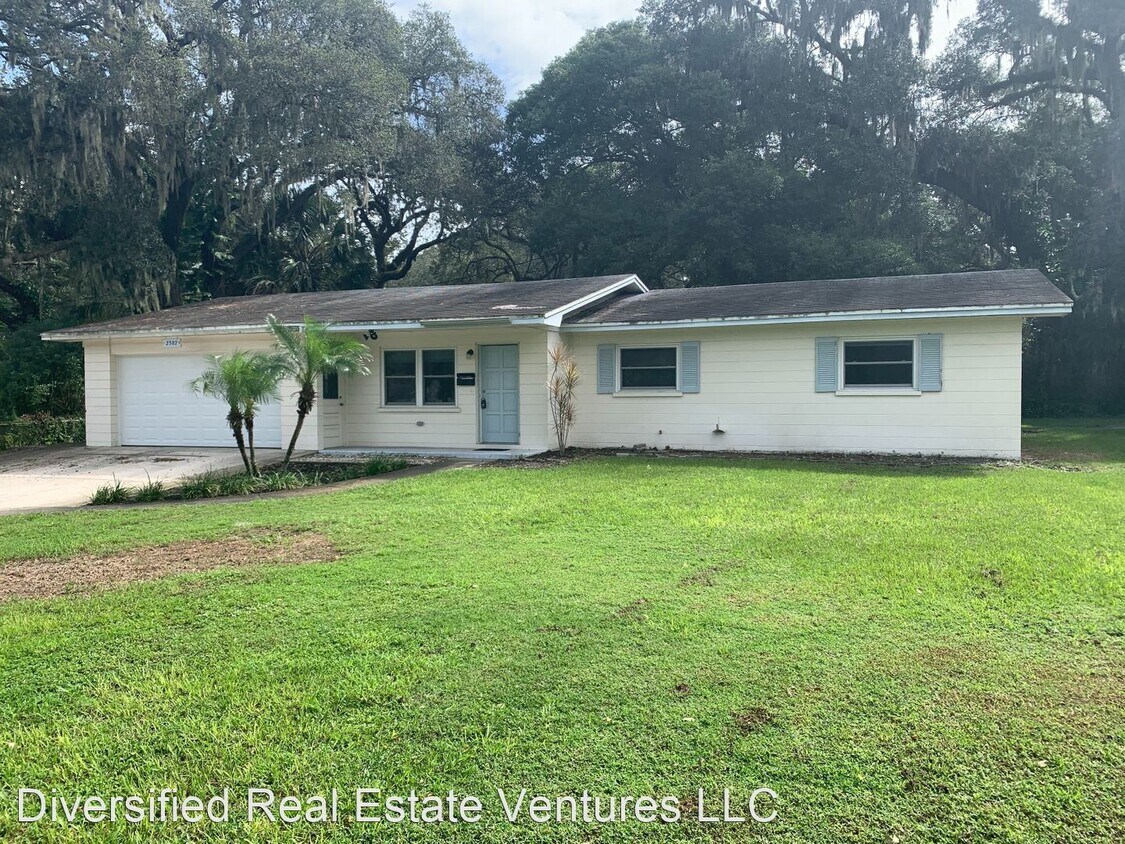 Primary Photo - 3 br, 2 bath House - 2302 S. Lincoln Avenue
