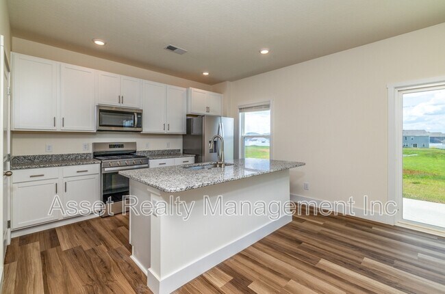 Foto del edificio - 5163 Runnerstone Rd