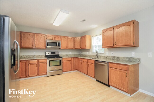 Building Photo - 324 Ridgeland Dr