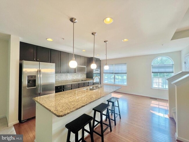 Building Photo - 11620 Amaralles Dr