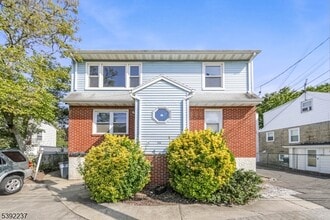 Building Photo - 26 Paroubek St