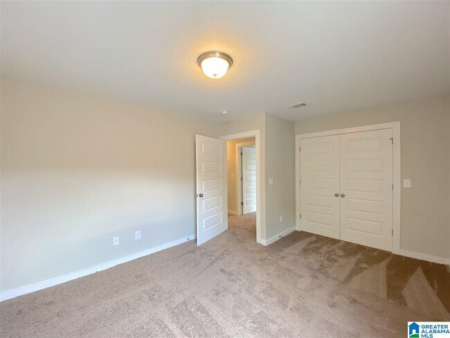 Building Photo - 11401 Crimson Ridge Rd