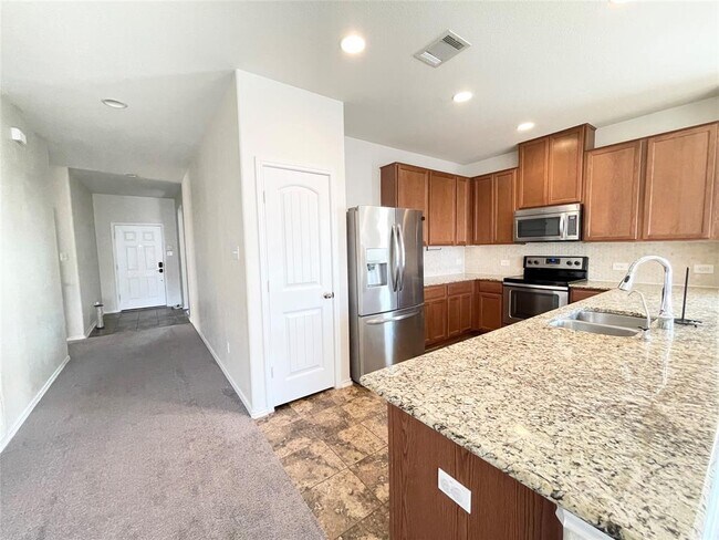 Foto del edificio - 213 Connor Elkins Dr