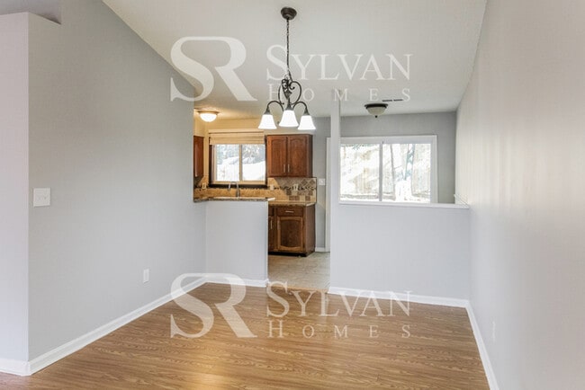 Foto del edificio - 5238 Stafford Dr NW