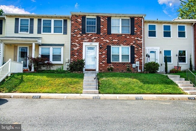 Building Photo - 224 Drexel Dr