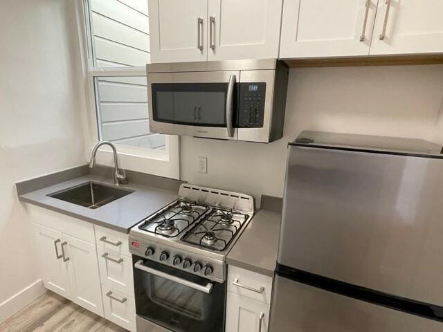 Building Photo - bedroom in San Francisco CA 94110