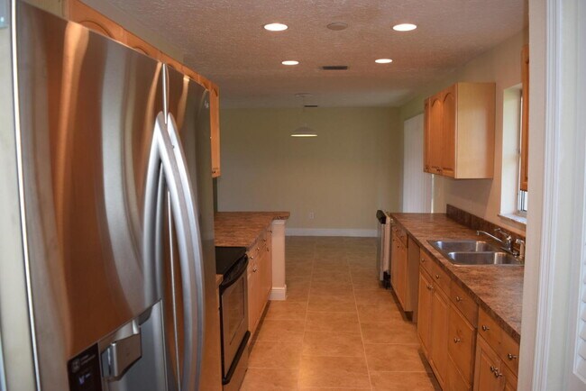 Foto del edificio - Home for Rent