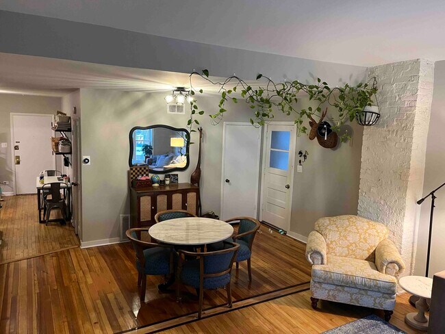 Foto del edificio - 4128 N Lincoln Ave