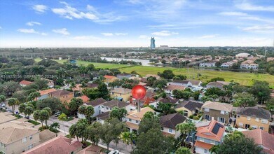 Building Photo - 4978 SW 35th Terrace