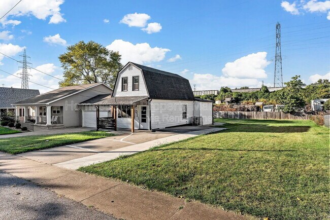 Building Photo - 7021 Robbins Ave