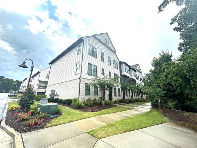 Foto del edificio - 6523 Beacon Dr