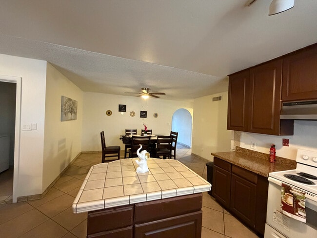 Photo - 8119 W Glenrosa Ave House