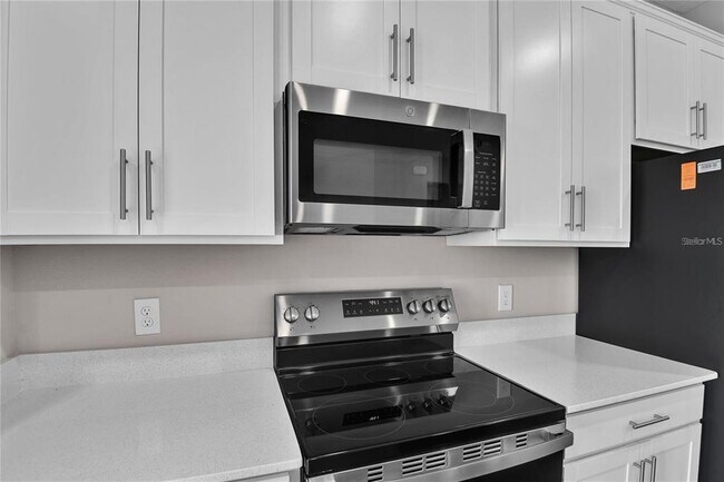 Foto del edificio - 830 Ballantyne Dr