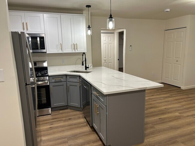 Foto del edificio - 301X Dupont Ave