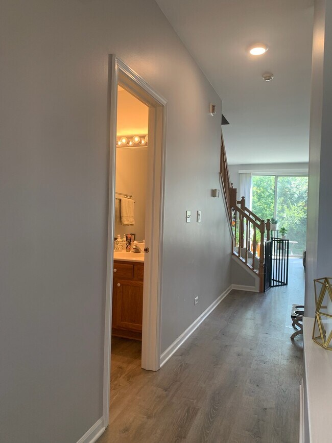 Foto del edificio - 8419 Mystic Trce