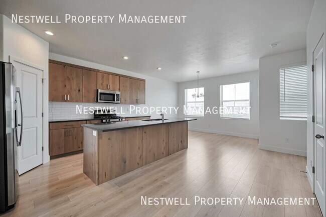 Foto del edificio - 894 W 560 S